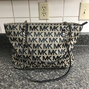 Michael Kors purse